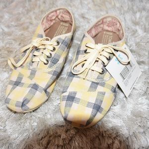 Tom’s Canvas Yellow Plaid Sneakers